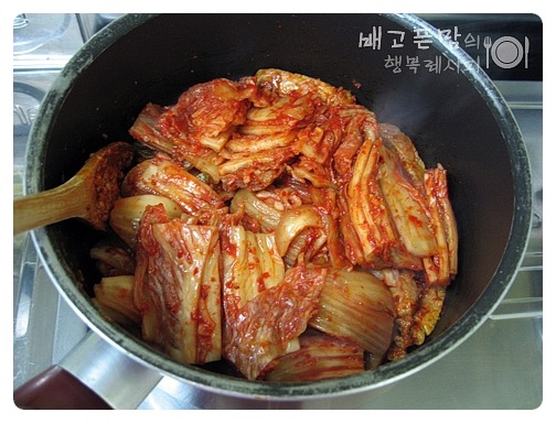 묵은지 돼지목살 김치찌개