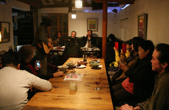 산홍 이미지