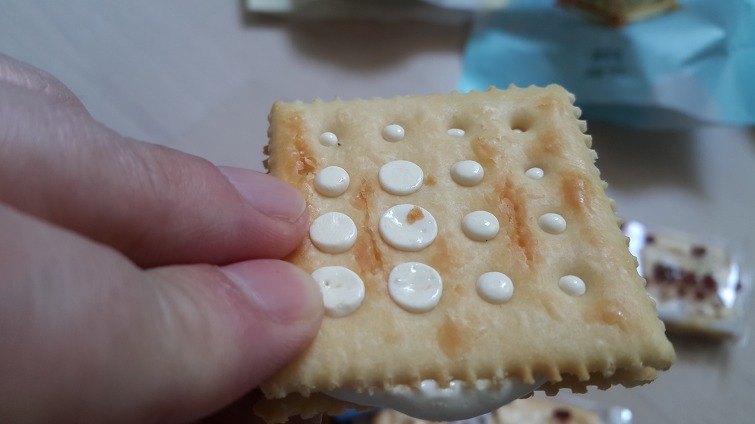 2363BD4759042DFB428E56