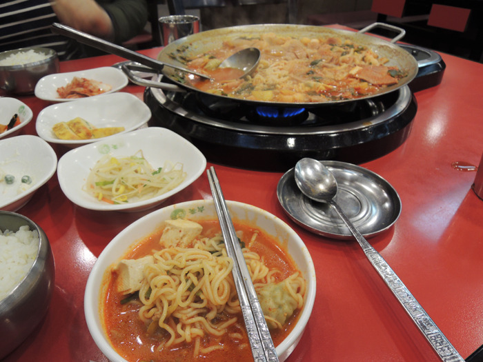 외방커뮤니티 > 사진방 > 피자~♡ 부대찌개~♡