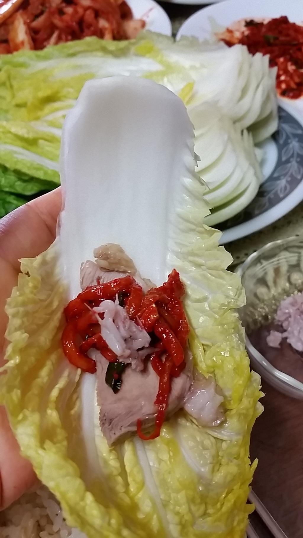 처음으로 함께 해 보는 삼모녀의 김장.
