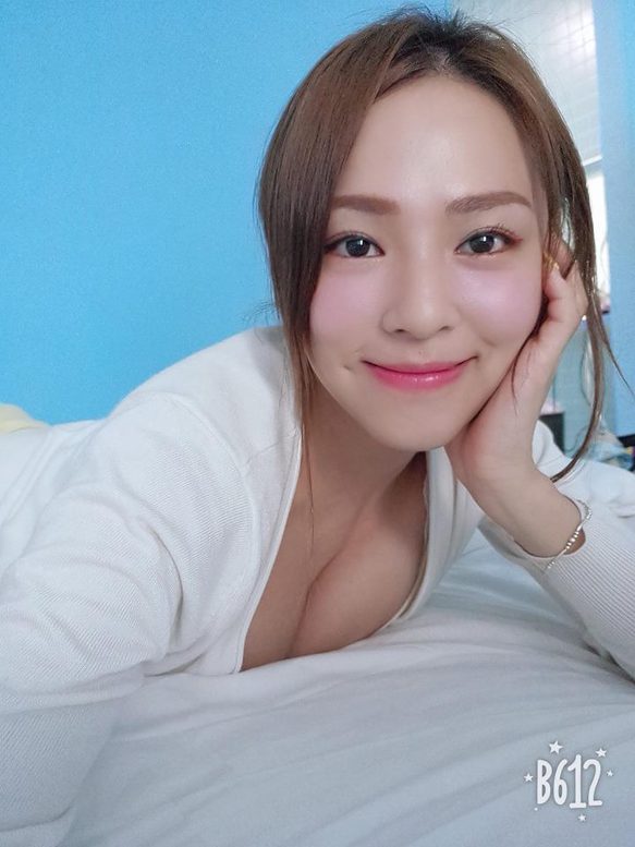 86년생 대만 최고의 가슴 줘유통 | 인스티즈