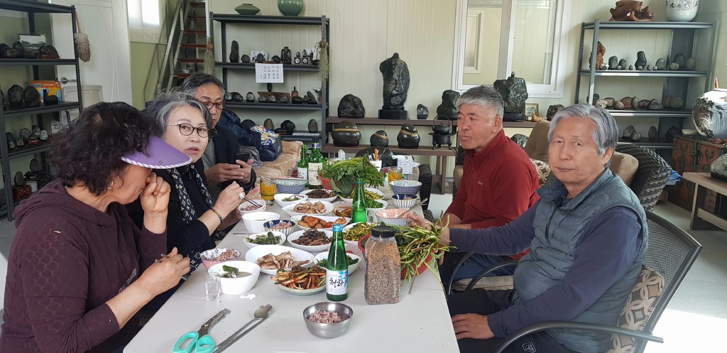 산우수석농방을찾아주신손님
