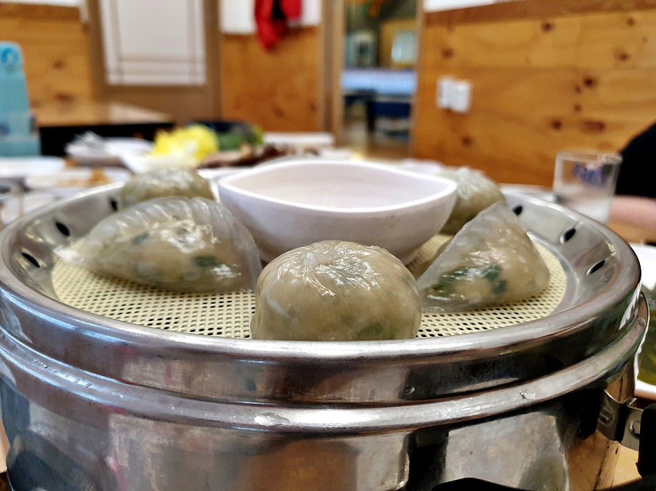 족발 모듬세트, 들깨칼국수, 청와칼국수