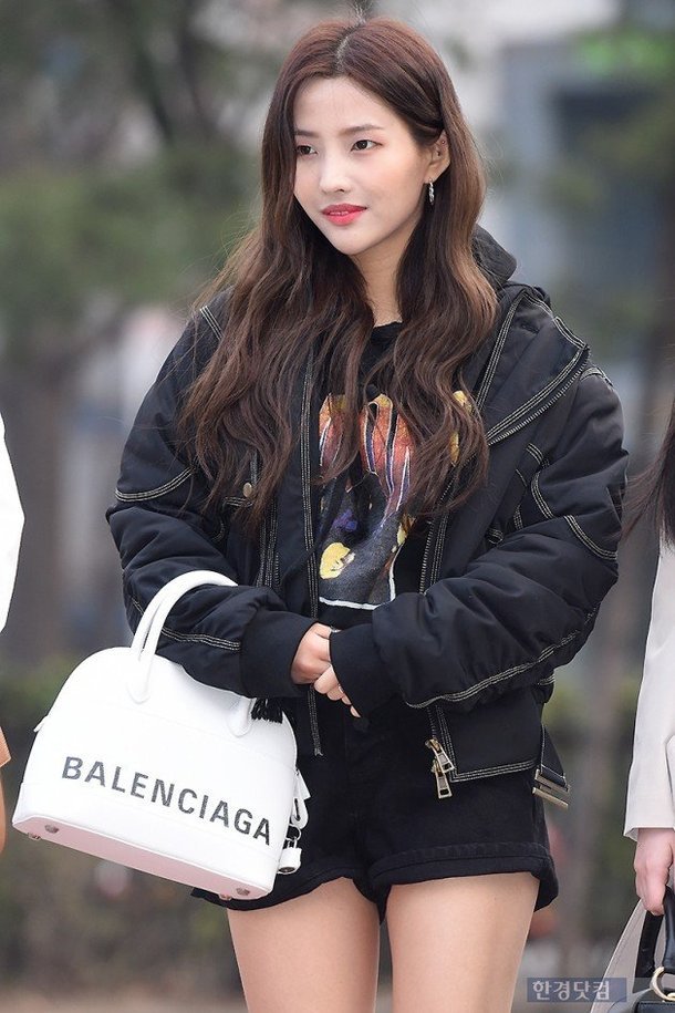 (여자)아이들 소연