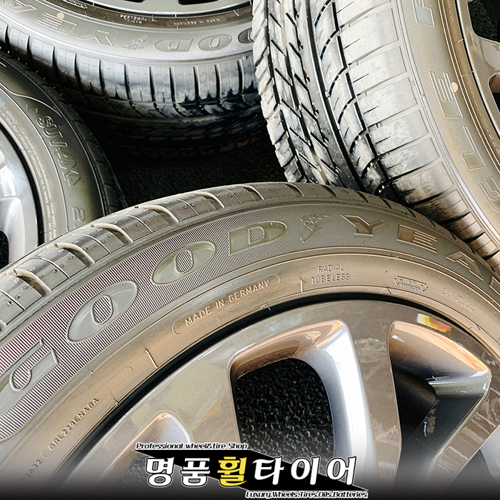 레인지로버 보그 SVA 신형 초임판 21인치 휠타이어세트 굳이어타이어 이글F1 SUV 4X4 275/45R21 2754521 275 45 21